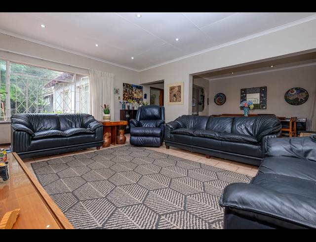 4 BEDROOM HOUSE FOR SALE IN GALLO MANOR